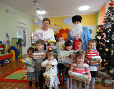 Колективу Апеляційної палати ВАКС подякували за святкові подарунки на День Святого Миколая вихованцям дитячого будинку «Надія»