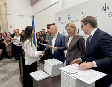 Професійне свято у ВАКС: відзнаки, подяки та слова підтримки колективу