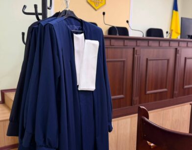 П’ятьом новопризначеним суддям Апеляційної палати ВАКС вручили мантії та нагрудні знаки